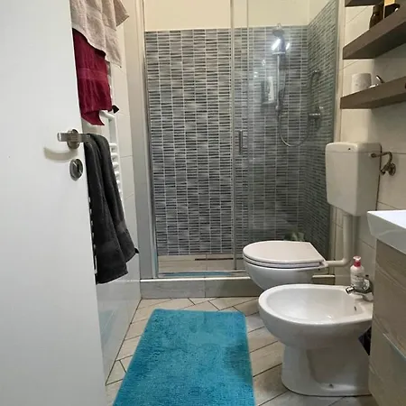 Apartman Con 2 Da Letto Intra